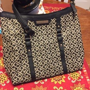Tommy Hilfiger shoulder bag